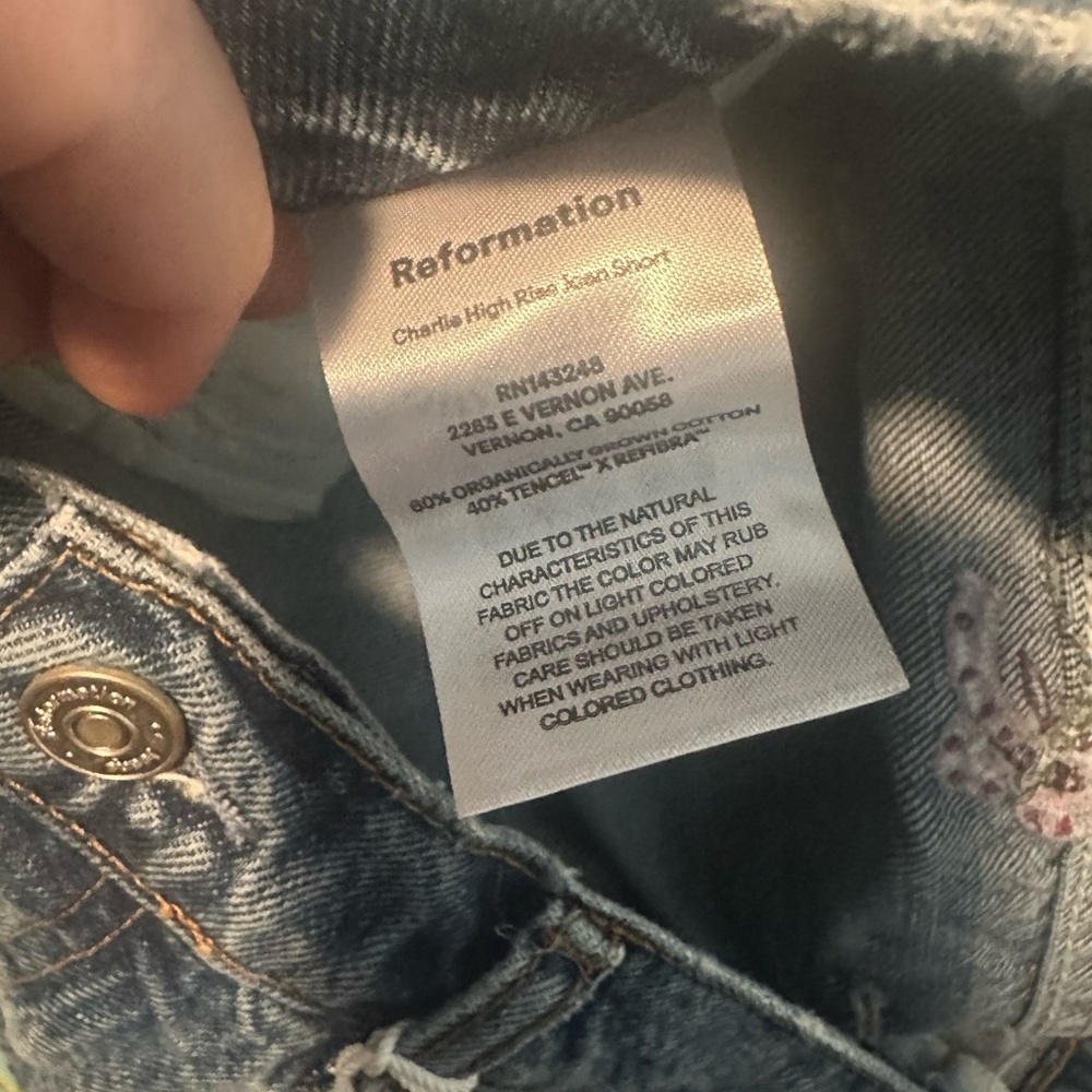 Reformation Charlie High Rise Jean Short in Fauna Embroidery NWT - Picture 5 of 6